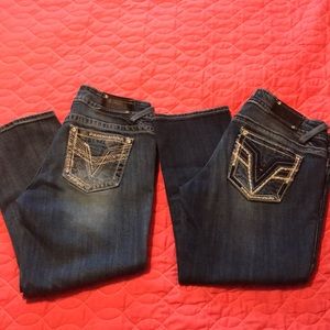 2 pairs of Vigoss capris